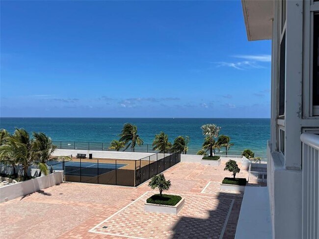 Building Photo - 1370 S Ocean Blvd