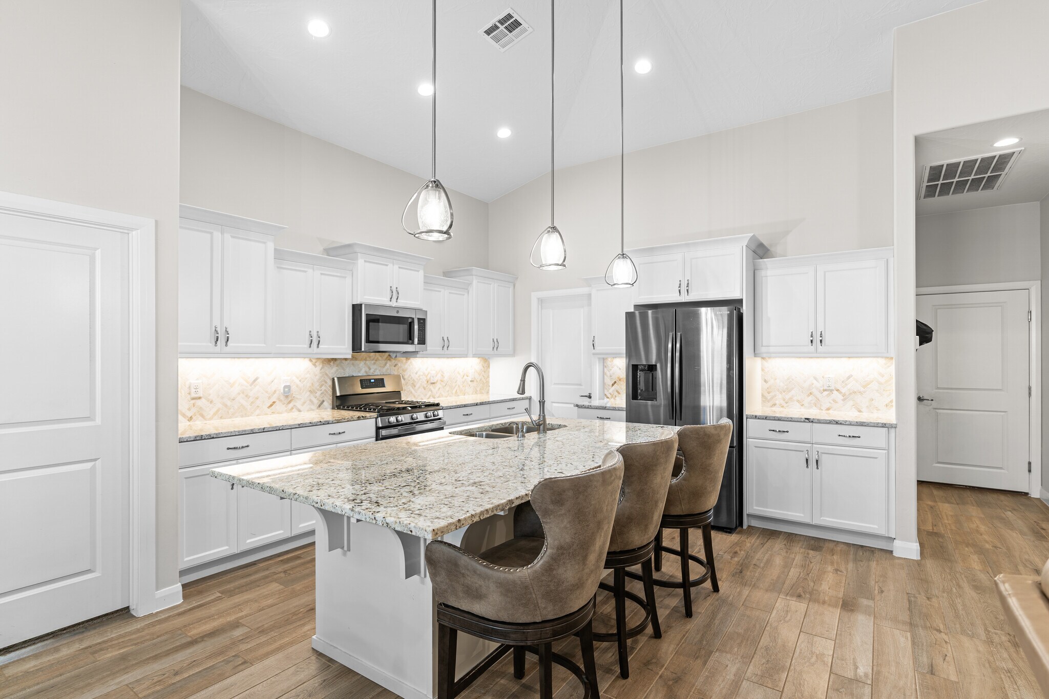 Building Photo - 559 S Ascend Dr