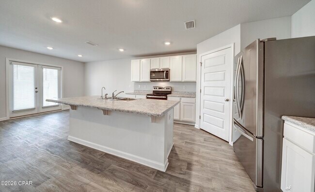 Building Photo - 4060 Silver Spur Rd