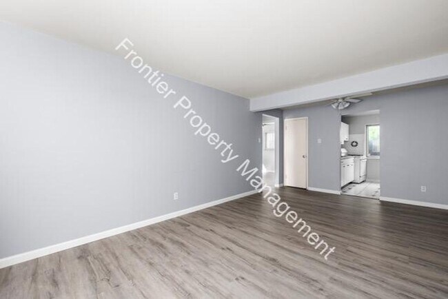 Building Photo - *$200 Off 1st Months May Move In Special* ...