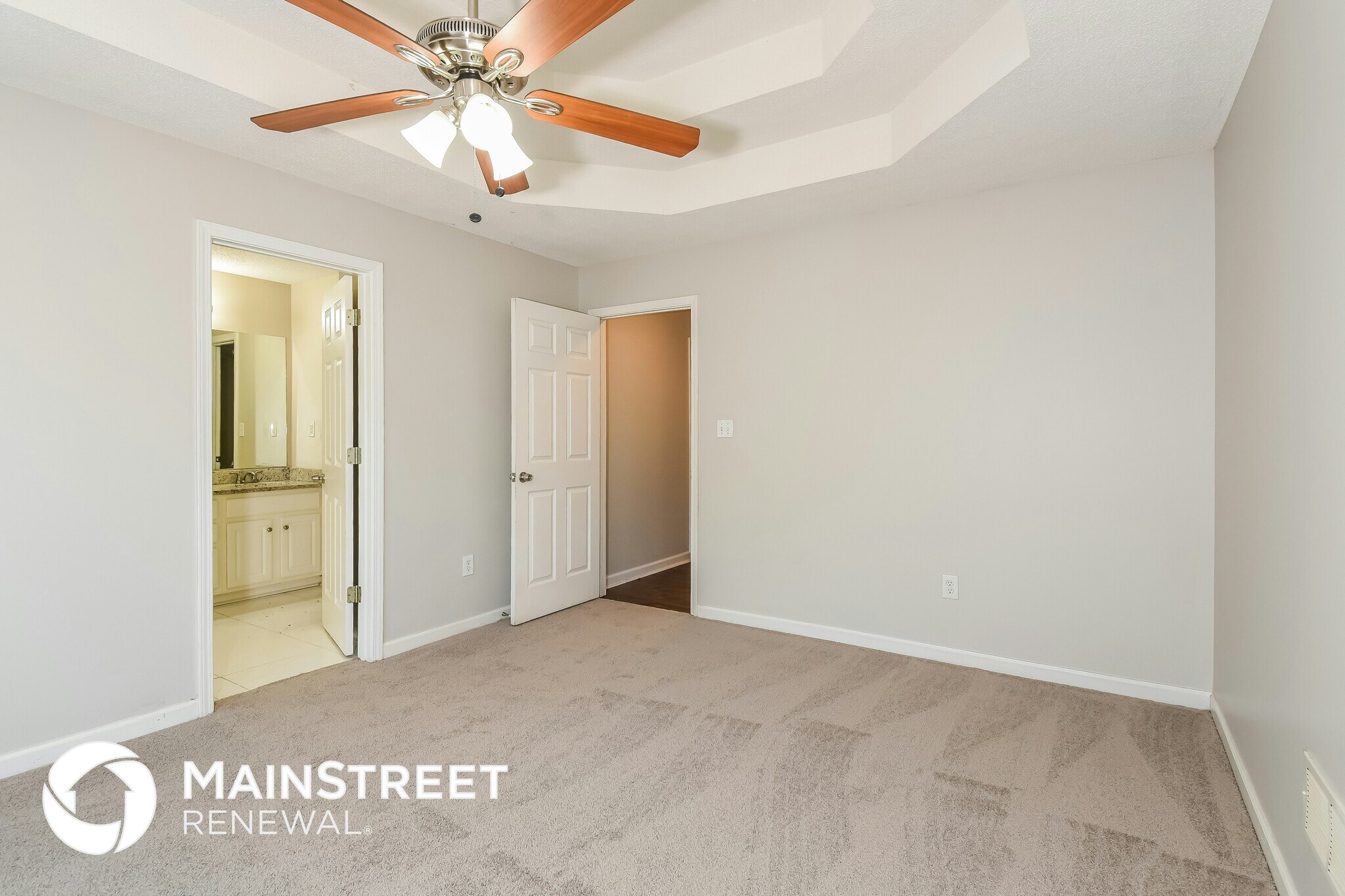 Building Photo - 5752 Graceland Dr SW