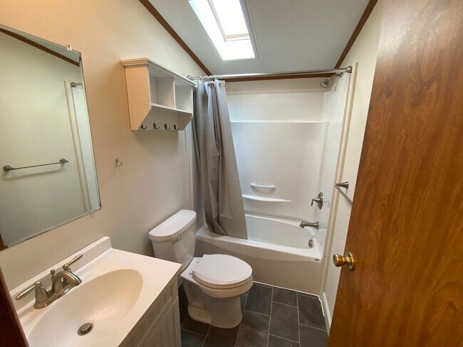 Building Photo - Mobile Home