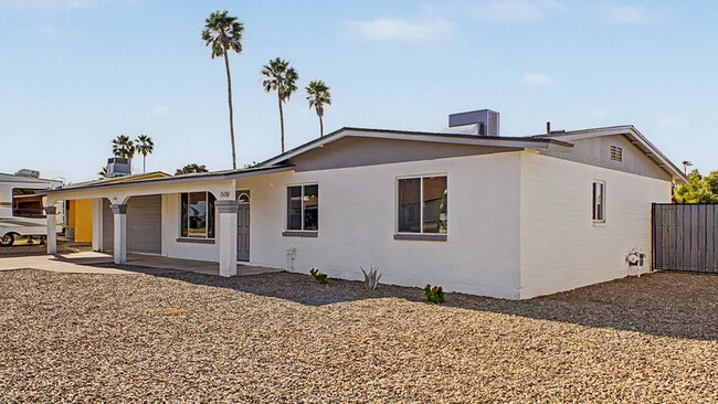 Building Photo - 3430 E Poinsettia Dr