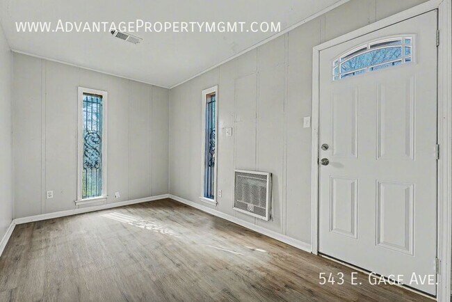 Building Photo - 543 E Gage Ave