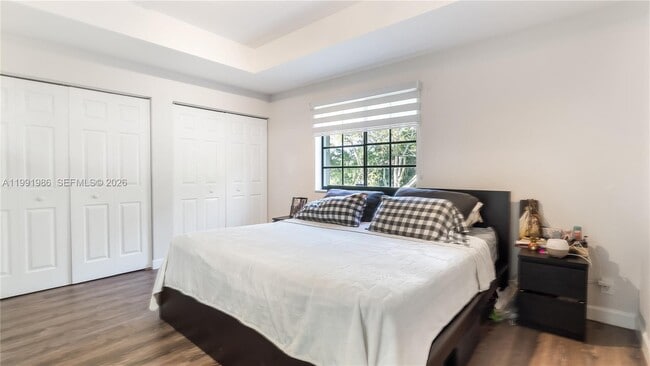 Building Photo - 3889 Tree Top Dr