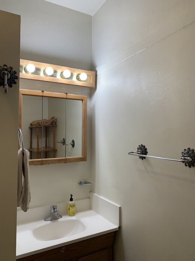 Building Photo - 1200 N Campbell Ave