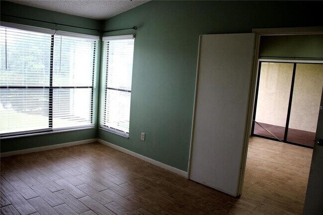 Building Photo - 1340 Stearman Ct