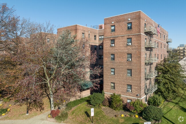 Building Photo - Hudson Terrace