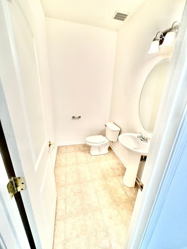 Building Photo - 3 Bedrooms, 2.5 Baths, and a Secret Agent ...