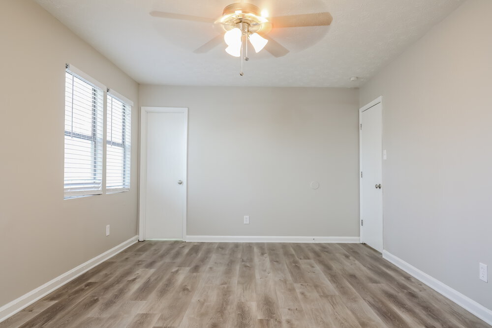 Building Photo - 4000 Chimney Ridge Way
