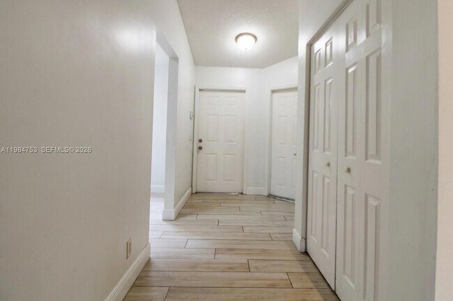 Building Photo - 1918 Andromeda Ln