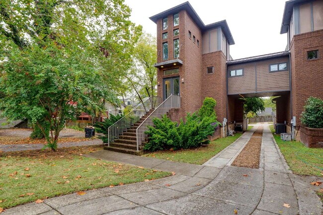 Building Photo - Luxury 12 South Brownstone with Courtyard | Rooftop Deck with Fireplace & Scenic Views | 2-Car Ga...
