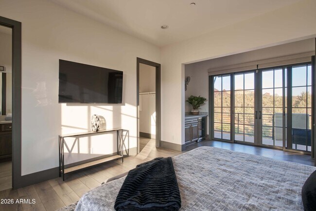Building Photo - 407 Loy Ln