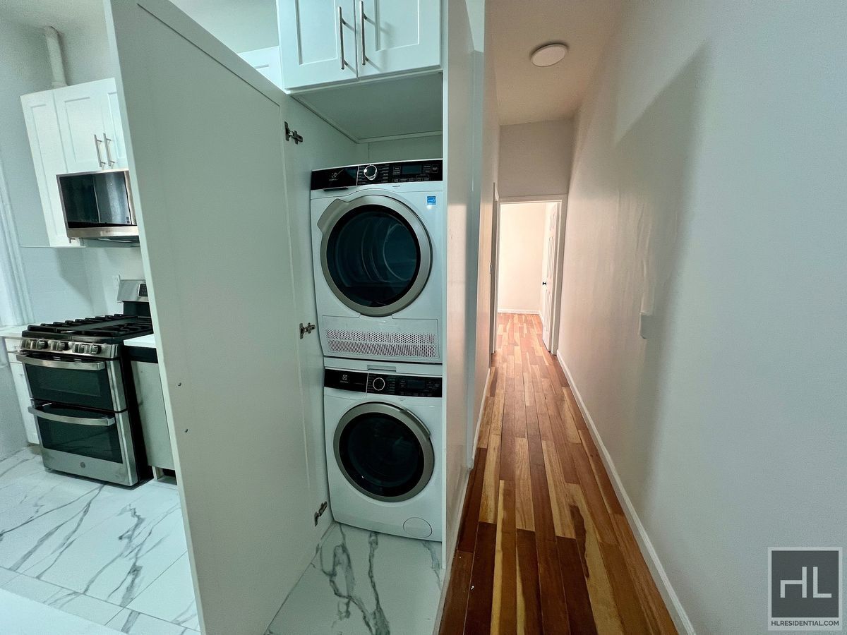 Building Photo - 3.5BR 1BA Floor-Through By Fort Greene Park