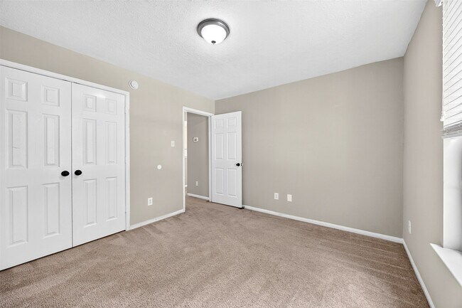 Building Photo - 7603 Kenmark Ln