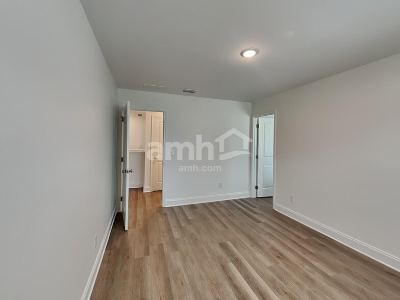 Building Photo - 205 Gershon Wy
