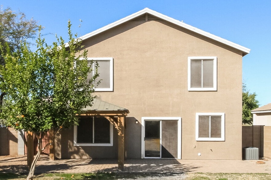 Building Photo - 2959 S Del Rancho Cir