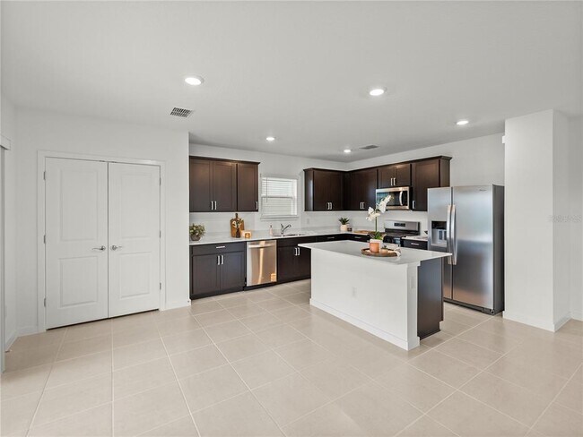 Building Photo - 1076 Kistna Dr