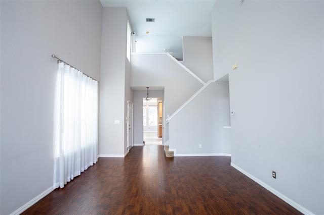 Building Photo - 956 Avondale Ln