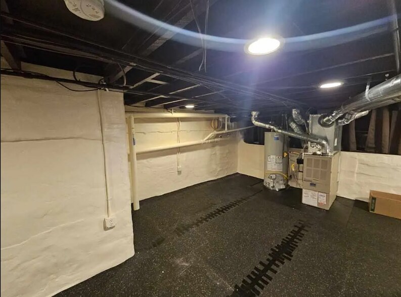 Building Photo - 1333 E 17th Ave