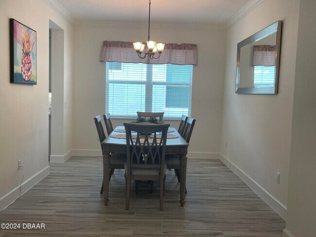 Building Photo - 1090 Castaway Ct