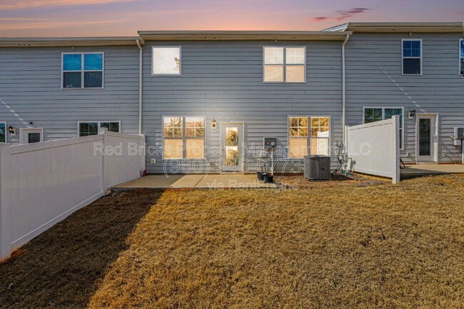 Building Photo - 4178 Steel Wy