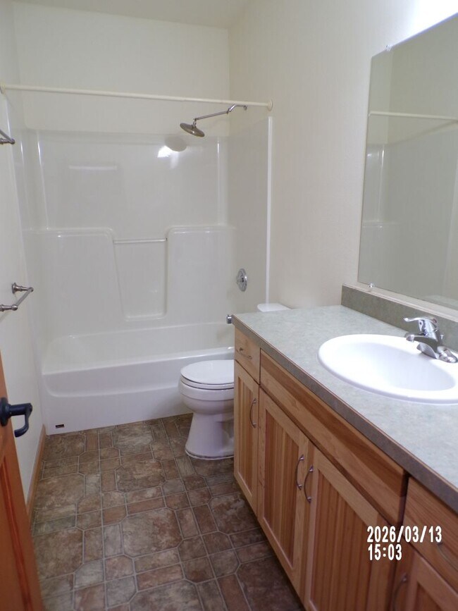 Building Photo - 4510 NW Queens Ave