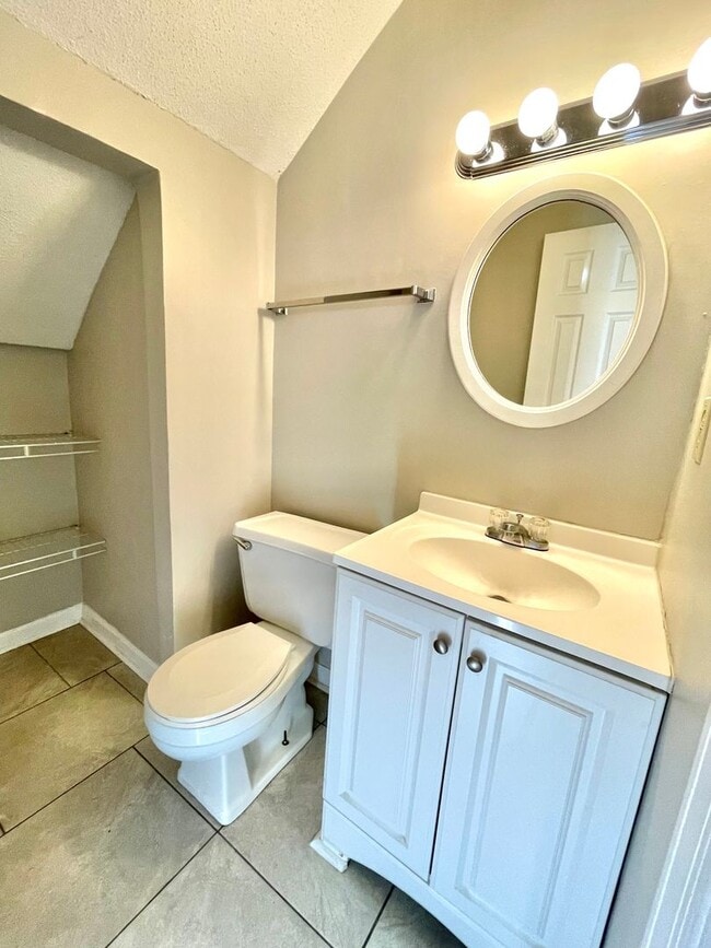 Building Photo - Lovely Home for rent in West Knoxville!