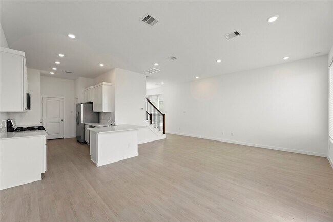 Building Photo - 12523 Alligator Lake Ct