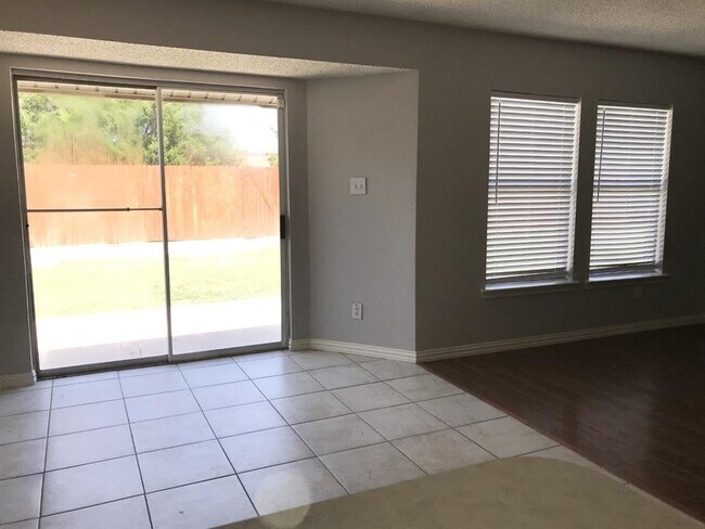 Building Photo - 6406 Birkdale Ln