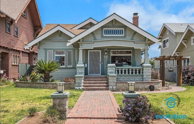 Building Photo - 4265 Arguello St
