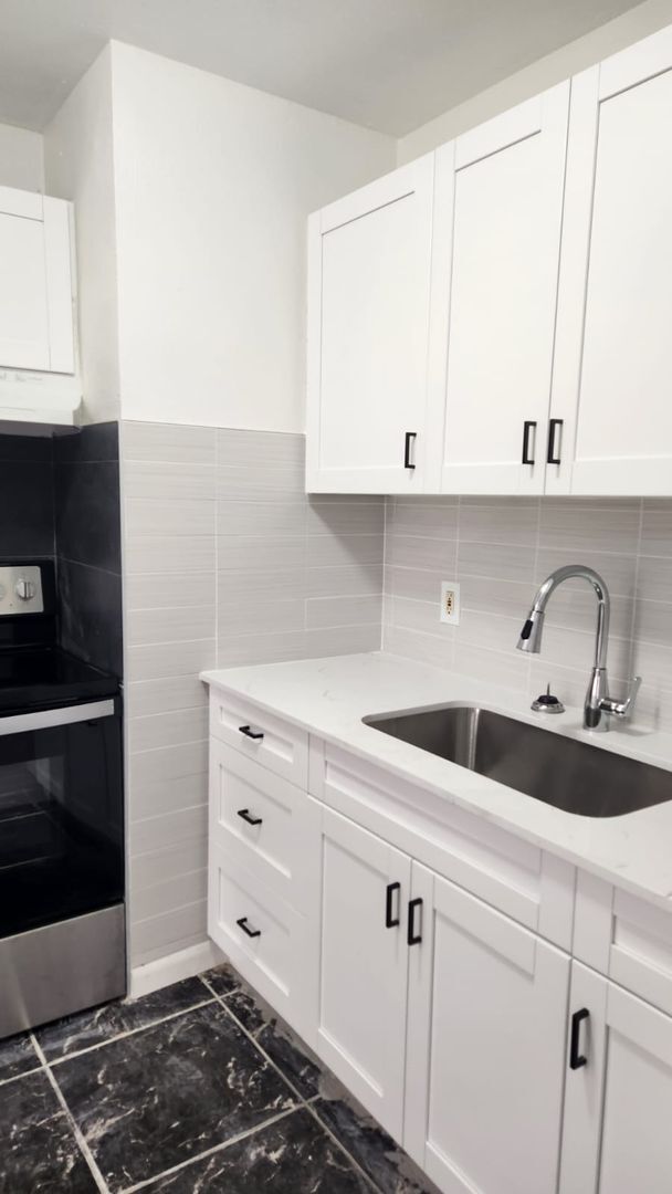Building Photo - Move in Special $359 off First Months rent