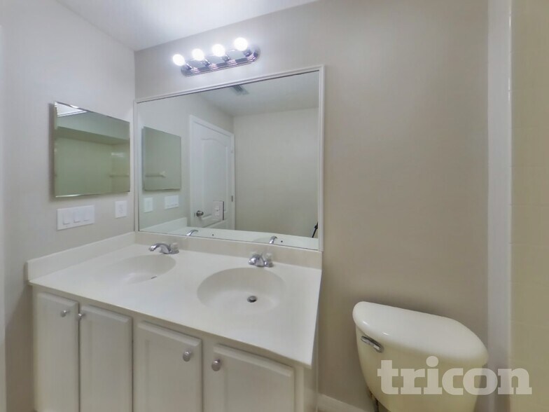 Building Photo - 133 Fern Springs St