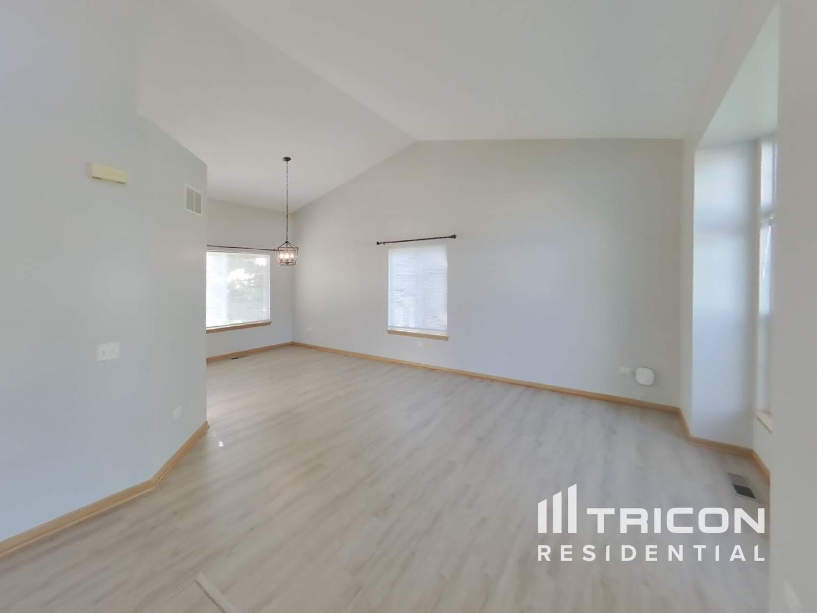 Building Photo - 50 Raven Dr