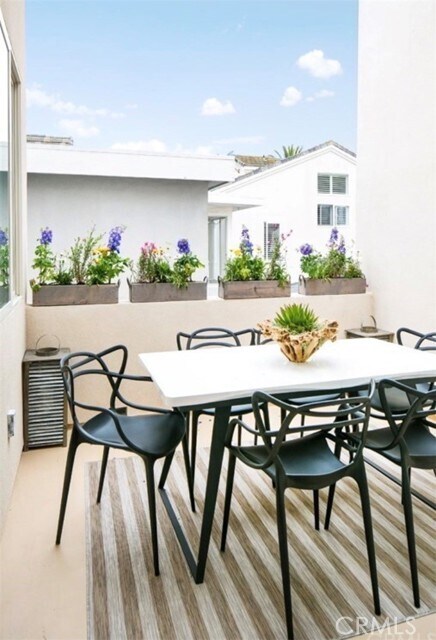 Building Photo - 514 Marguerite Ave