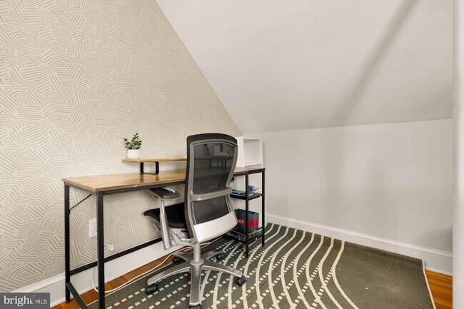 Building Photo - 3422 Pennsylvania Ave. SE