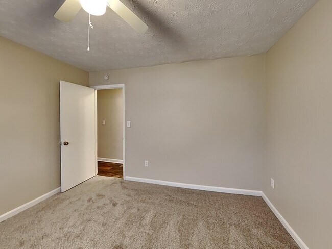 Building Photo - 1811 Wendell Way