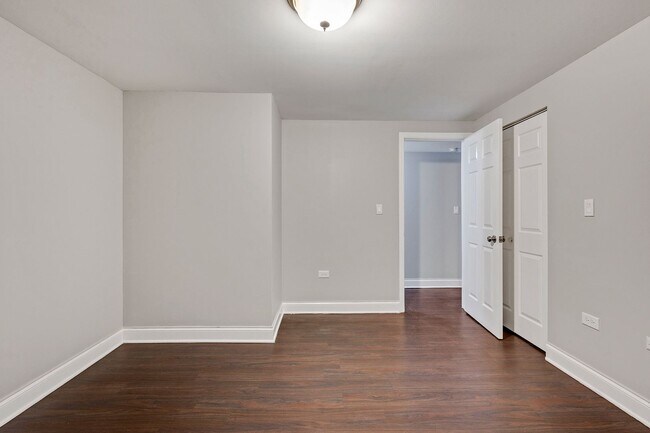 Building Photo - 4544 S Indiana Ave