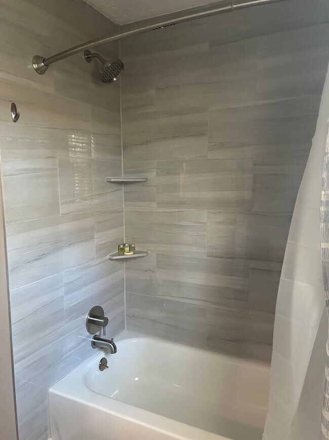 Building Photo - 189 Fox Pl