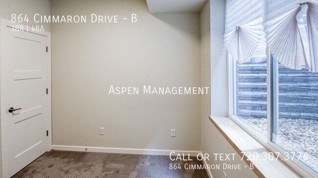 Building Photo - 864 Cimmaron Drive-B