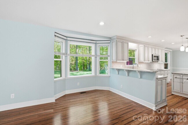 Building Photo - 301 Sardis Rd N