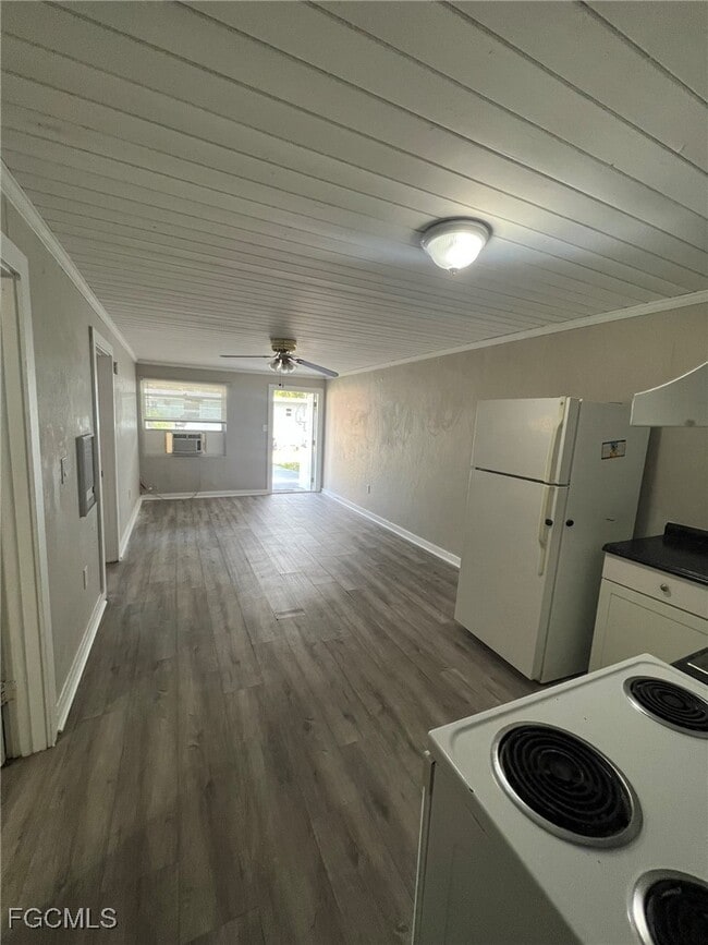 Building Photo - 2643-2651-2651 Lafayette St