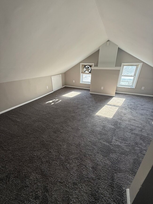 Building Photo - **COMING SOON!** 5 bedroom 2 Full bathroom home in Carlisle PA!