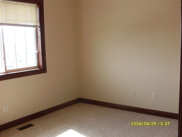 Building Photo - 3 BEDROOM | 2 BATH | TOWNHOME | RAPID VALLEY