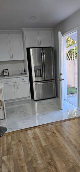 Building Photo - 3717 W 116th St