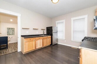 Building Photo - 529 McCourtie St