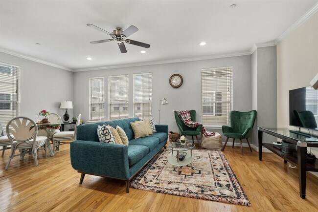 Building Photo - 3001 Murworth Dr