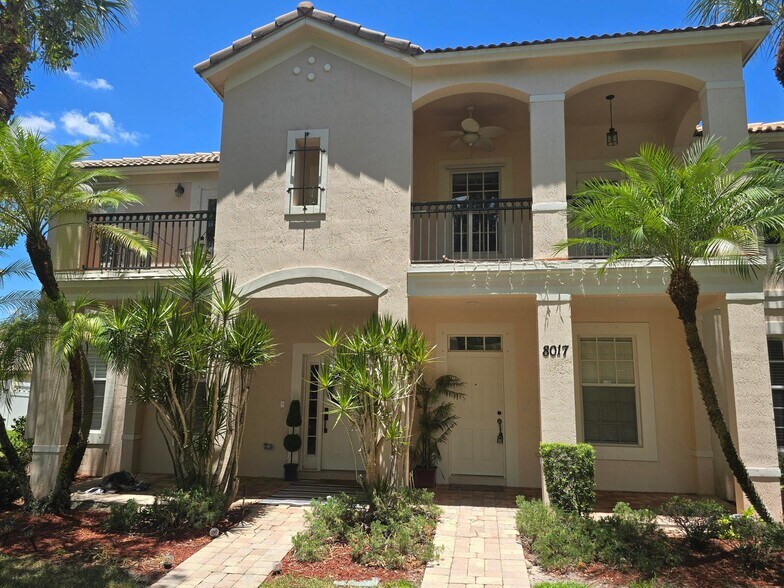 Primary Photo - 8017 Murano Cir
