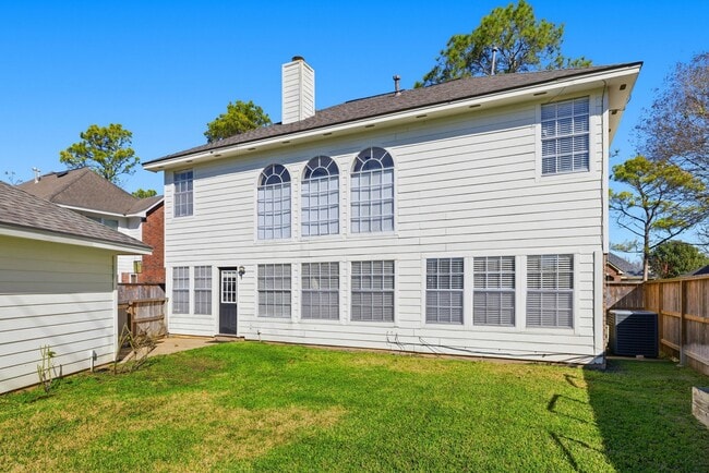 Building Photo - 6734 Flowermound Dr