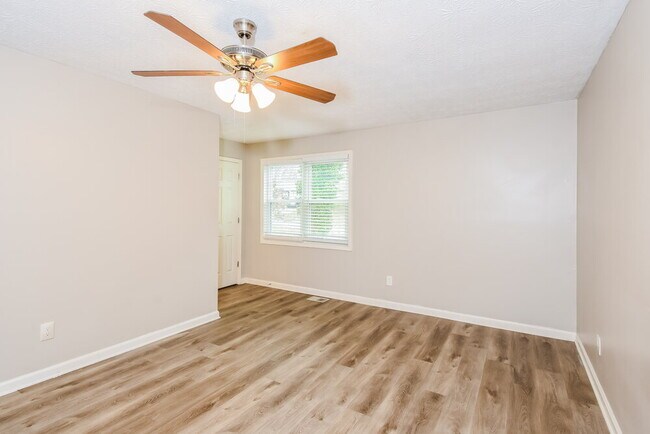 Building Photo - 4967 Turtle Rock Dr